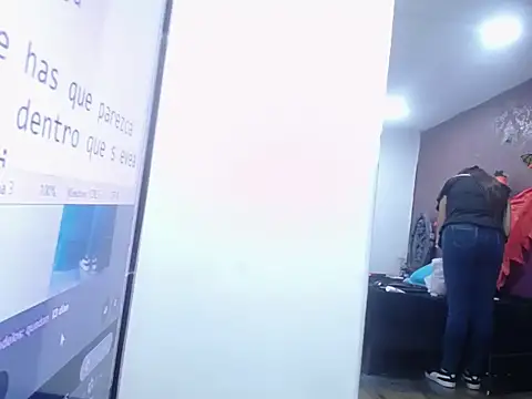 sarah_skys webcam