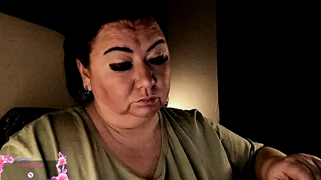 MarinaHotLips webcam