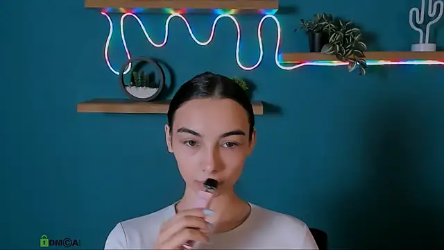kira_light__ webcam