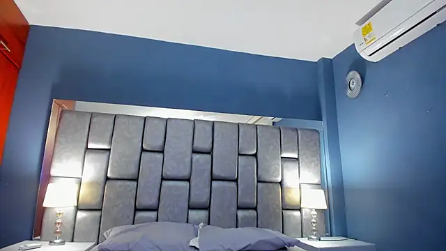 Cata_Joness webcam
