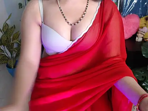 anika_bold webcam