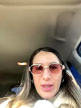 hotxmom (F young) - happy day