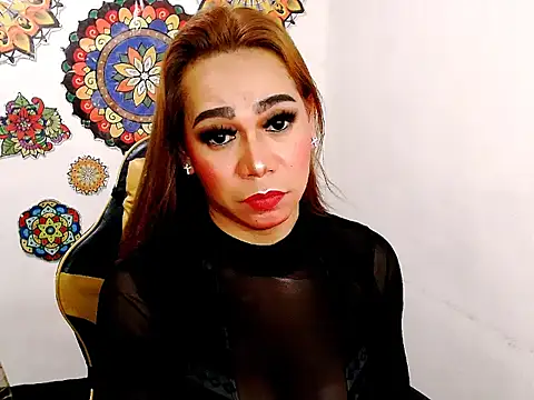 xxMistressWildKimxx webcam