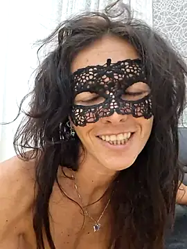EmySkinny85 webcam