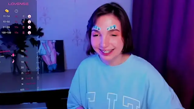 KindHazelHere_ webcam