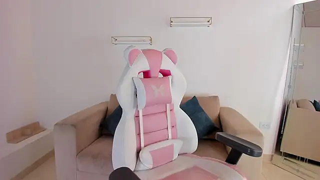 april_smiith