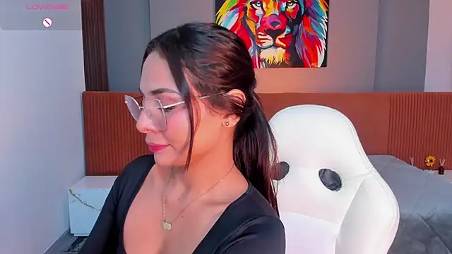 amira_cute2