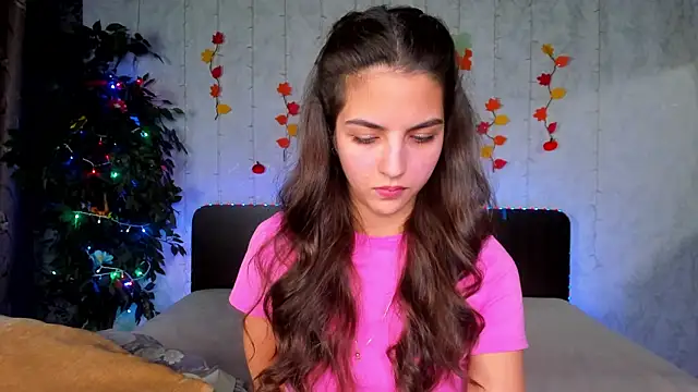 Milana_Crystal_ webcam
