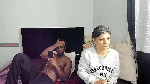 Yin_yang_hot webcam