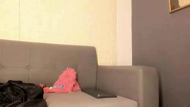 karina_gomez_18