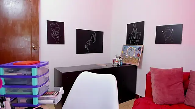SeleneLuminari8 webcam