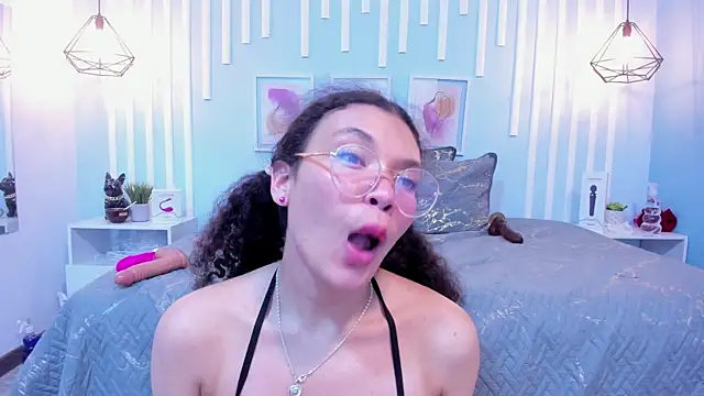 sweetstarr_ (F young) - control for 3 minutes