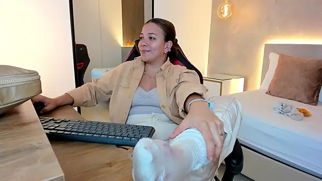 alma_fenix webcam