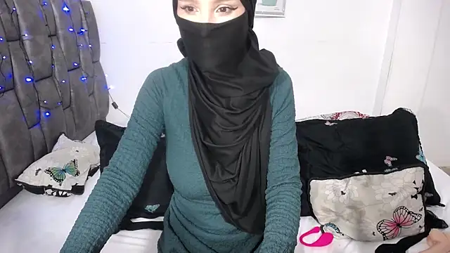 __Nahia webcam