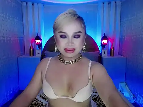 madameblonde (Ask my age) - control my lush till i cum hard.