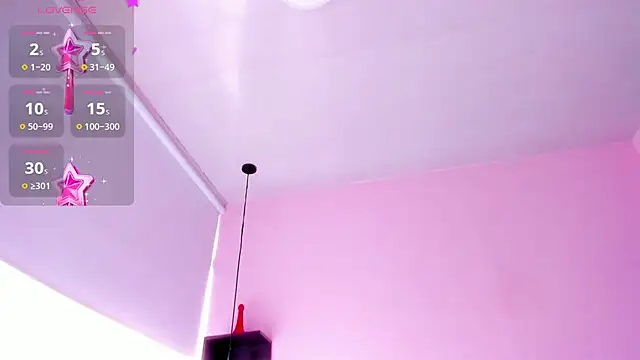 violet_myerrs webcam