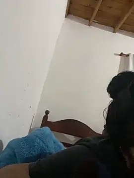 bebeeecitahot33 webcam