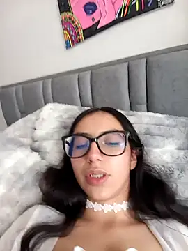 MissAfroditha webcam