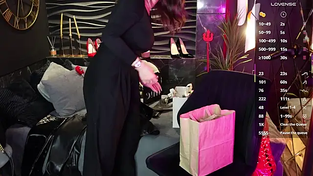 MistressDarsy webcam