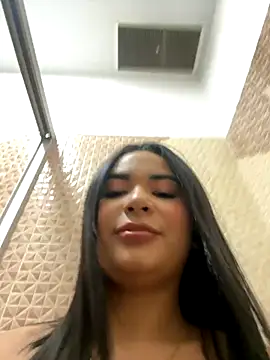jailyncam_ - Jailyncam_'s free webcam - UK Sex Cams
