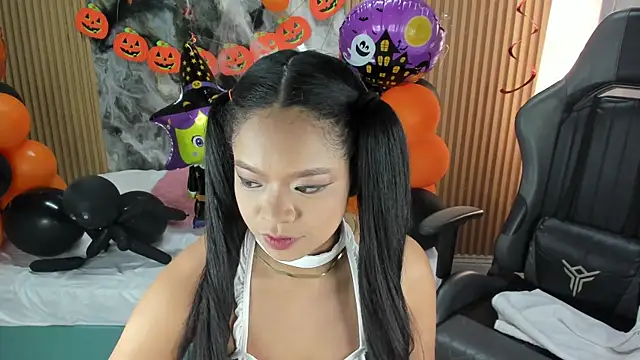 Lili_16 webcam