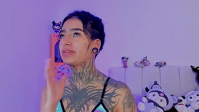 Aliceee_0 webcam