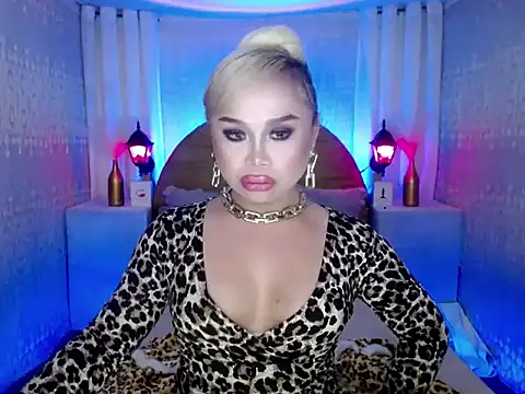 Madameblonde webcam