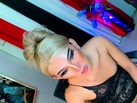 HOLLYWOOD_QUEEN_88 webcam