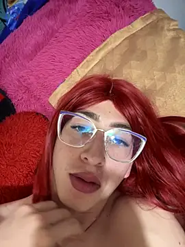 NICOLLE__12 webcam