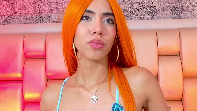 BellaHarper1 webcam