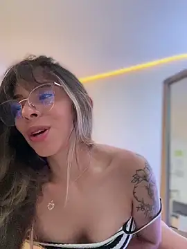 AmmyCollinsW webcam