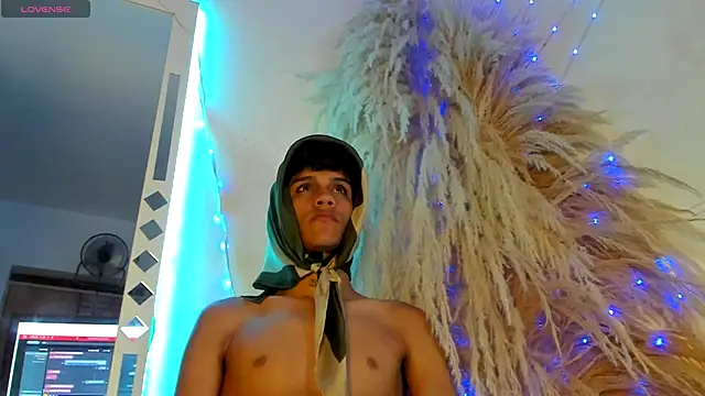 milo_crave webcam