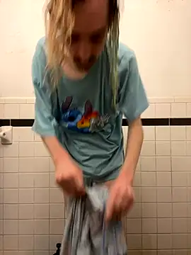 tallnerdyguy webcam