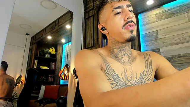 Donovan_Desmond webcam