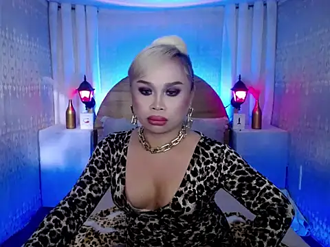 Madameblonde webcam
