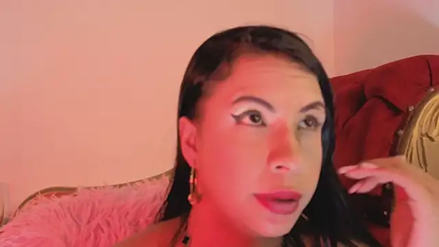 MishaKinki webcam