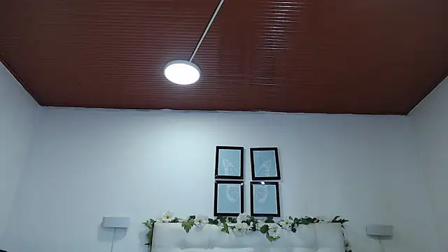 Megan_05_