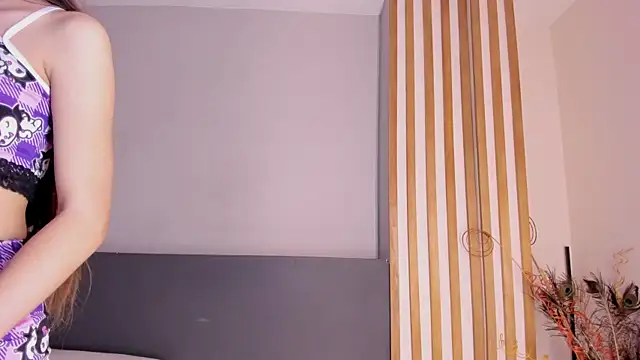 sara__jones_gh webcam