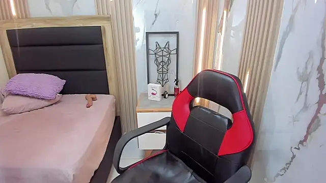 BRIHANACONOR webcam