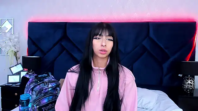 LaylaaDoll webcam