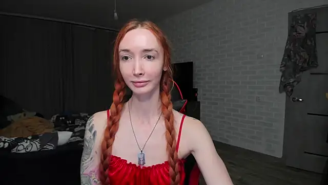 Roxy_Silver webcam
