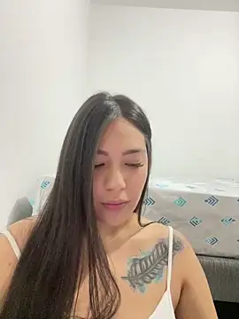 Latina_vanessa Live Webcam on Stripchat