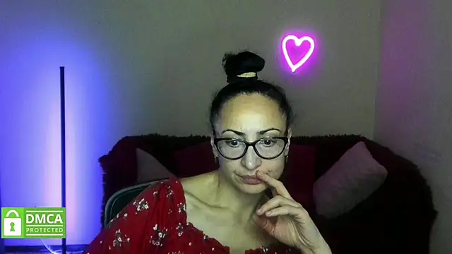 Arianasweety23 webcam