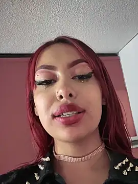 Laila_Pink webcam