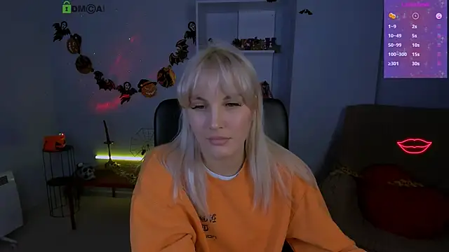 veronica_bubble webcam
