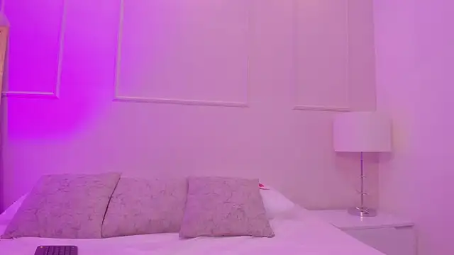 Zoe_lunna webcam