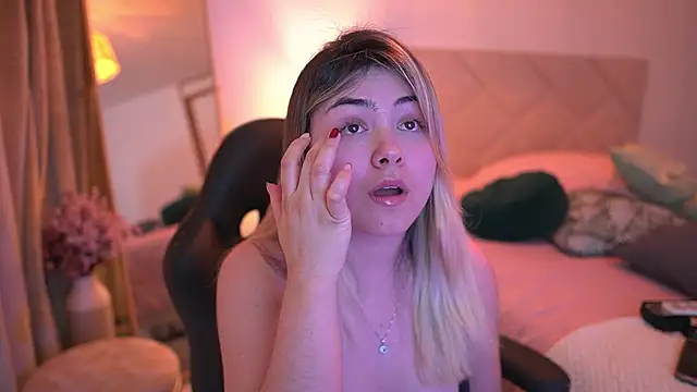 Lau_Bee