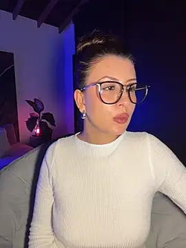EmaSaenz webcam
