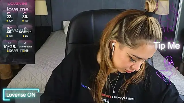 baby__kim webcam