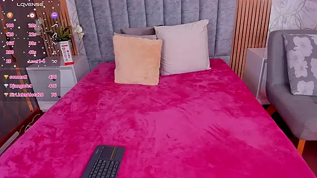 sarahyessica webcam